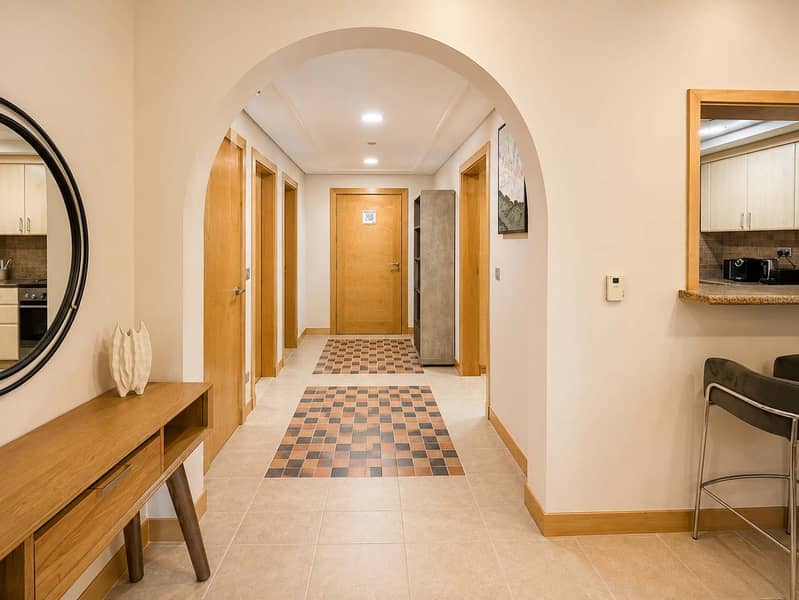7 Newly Renovated Spacious Beachfront 2 Bed in Palm Jumeirah
