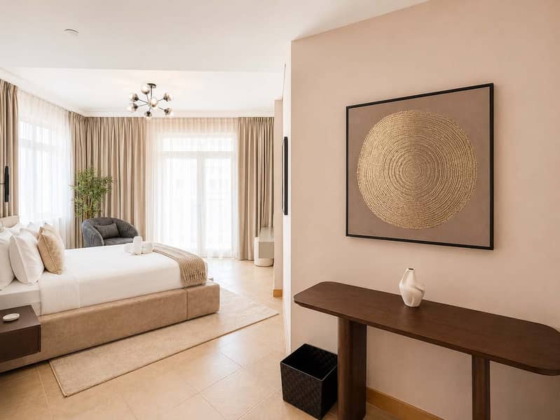 10 Newly Renovated Spacious Beachfront 2 Bed in Palm Jumeirah