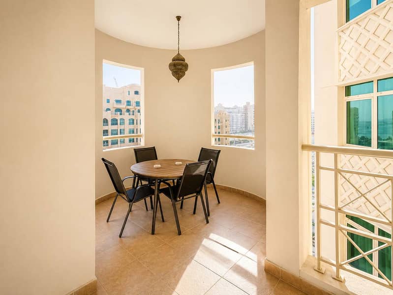 30 Newly Renovated Spacious Beachfront 2 Bed in Palm Jumeirah