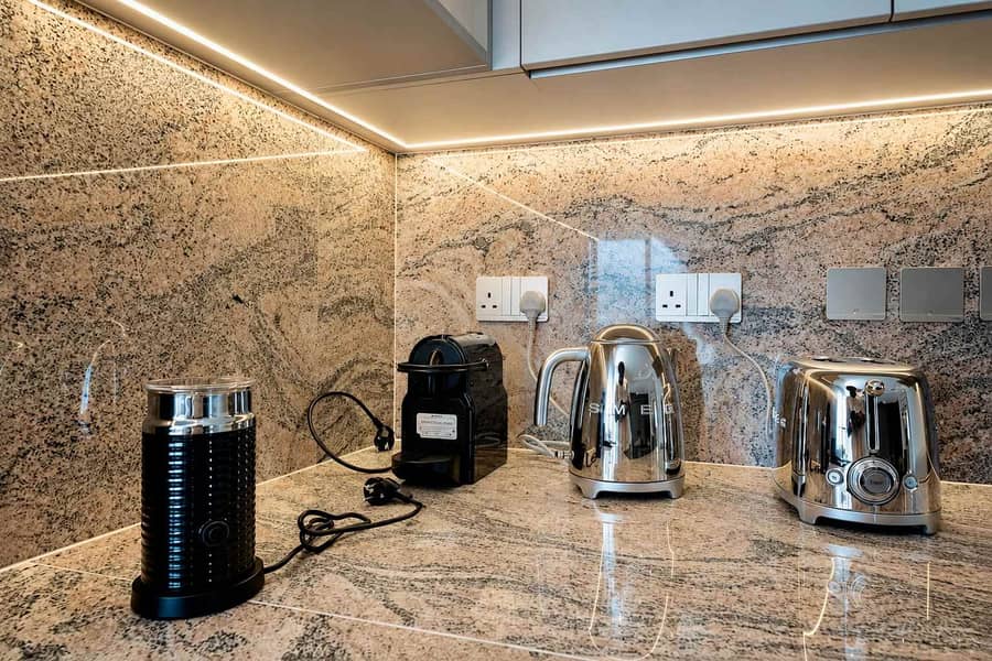 13 Elegant 3BR Apartment in Business Bay with Pool