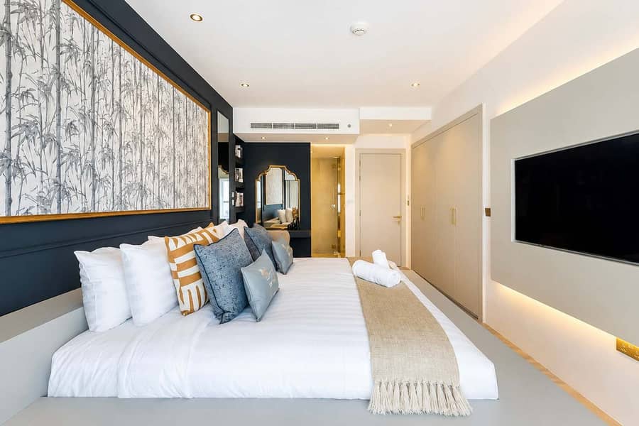 15 Elegant 3BR Apartment in Business Bay with Pool