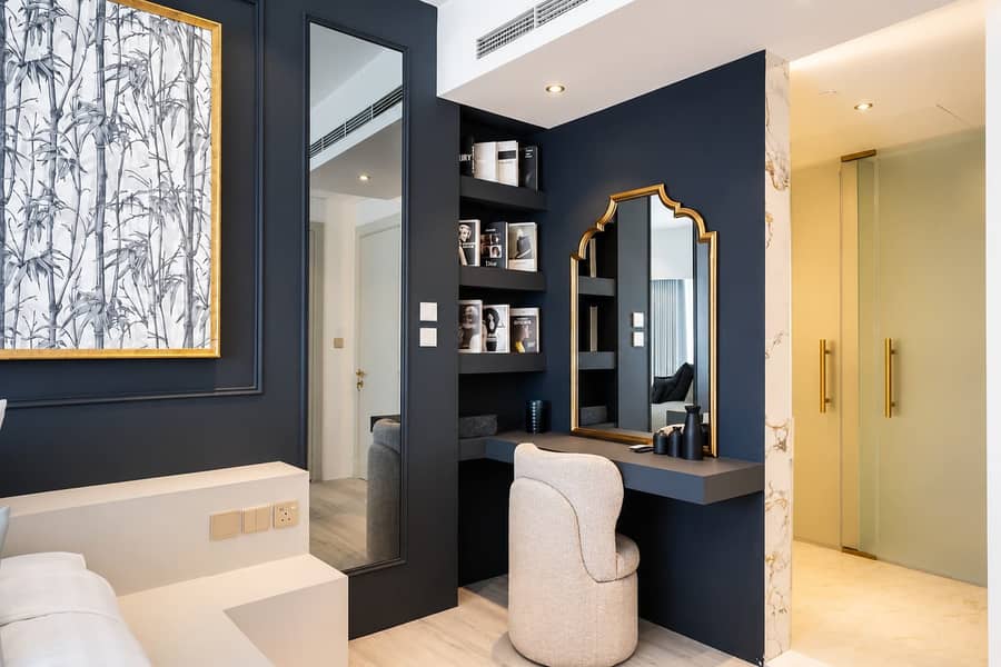 17 Elegant 3BR Apartment in Business Bay with Pool
