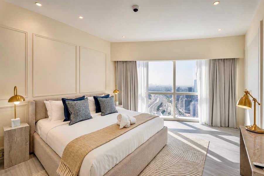 22 Elegant 3BR Apartment in Business Bay with Pool