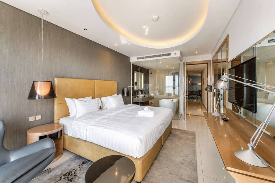 11 Luxury 3BR Apartment with Pool & Gym in Dubai