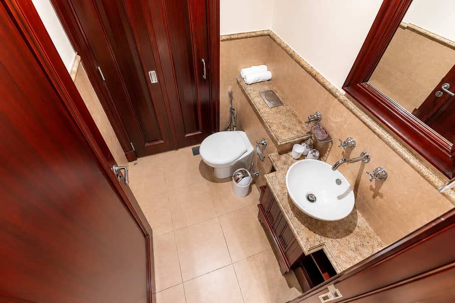 23 Dubai Apartment: 2 Bedrooms & Swimming Pool