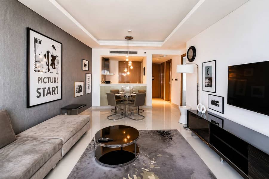 2 Luxury 1-Bedroom Apartment in Paramount