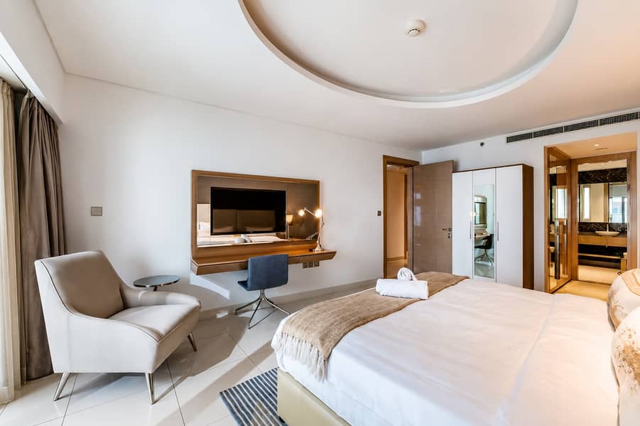 14 Luxury 1-Bedroom Apartment in Paramount