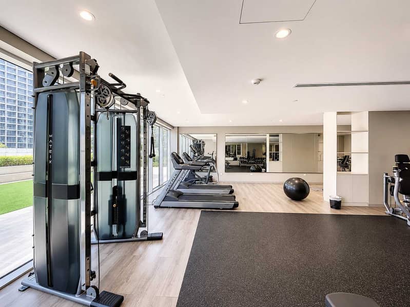 21 Reva Residences Burj Khalifa Views & Luxury Living