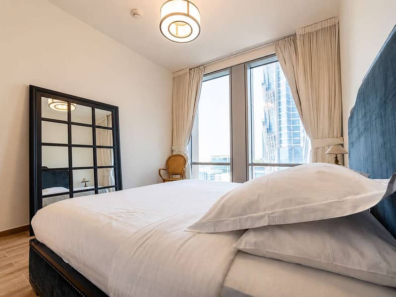 10 Luxury 1BR Apt in Dubai with Pool & Gym