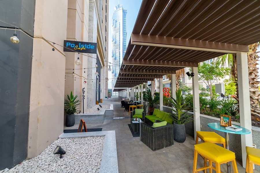 26 Luxury 1BR Apt in Dubai with Pool & Gym