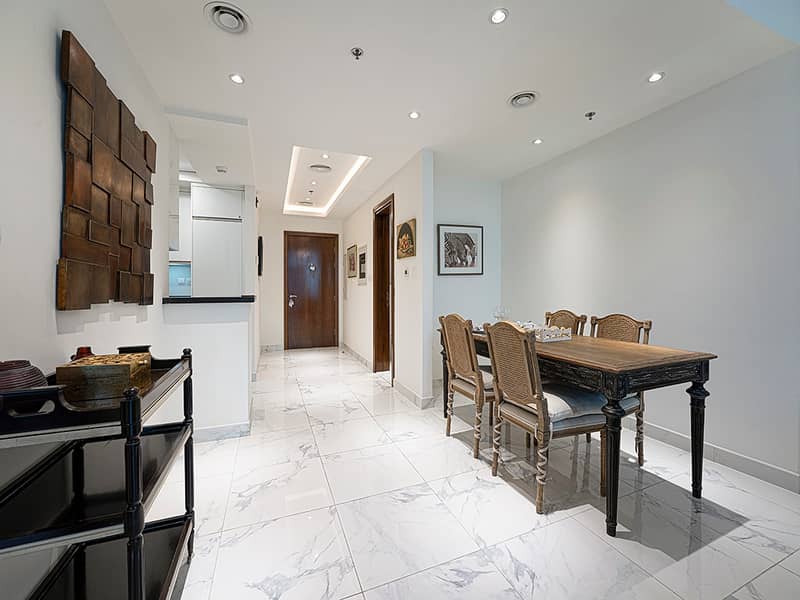 9 Noora Tower 1 BR: Canal Views & Pool Access