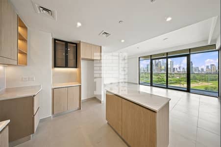 3 Bedroom Apartment for Sale in The Views, Dubai - image_0