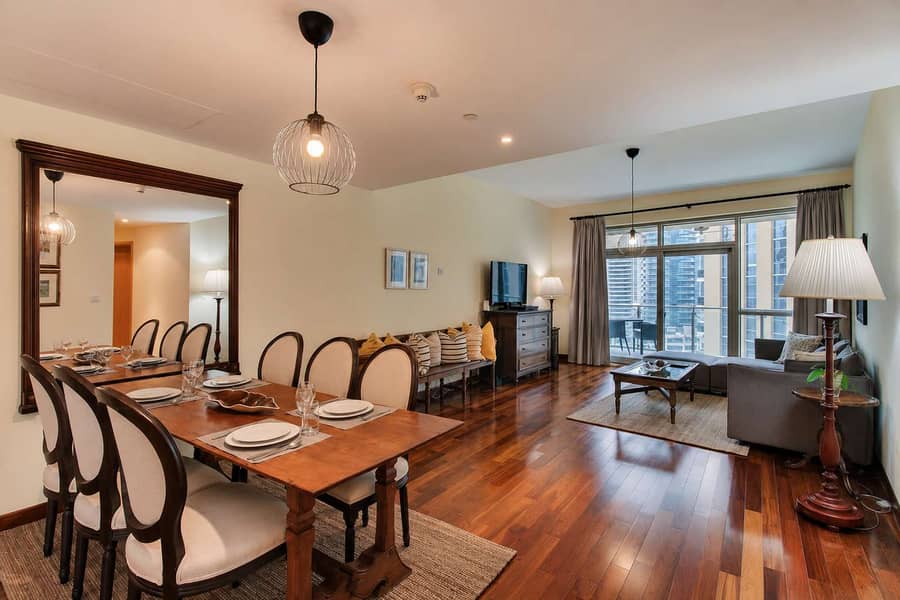 Dubai Marina 2BR: Balcony, Pool & Gym! Dubai Marina 2BR: Balcony, Pool & Gym!