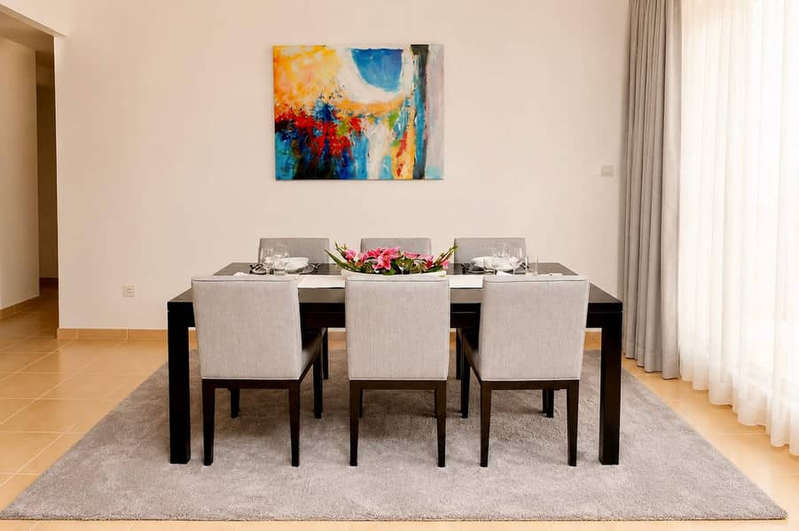 5 Dubai Marina 2BR Apartment with Beach Access