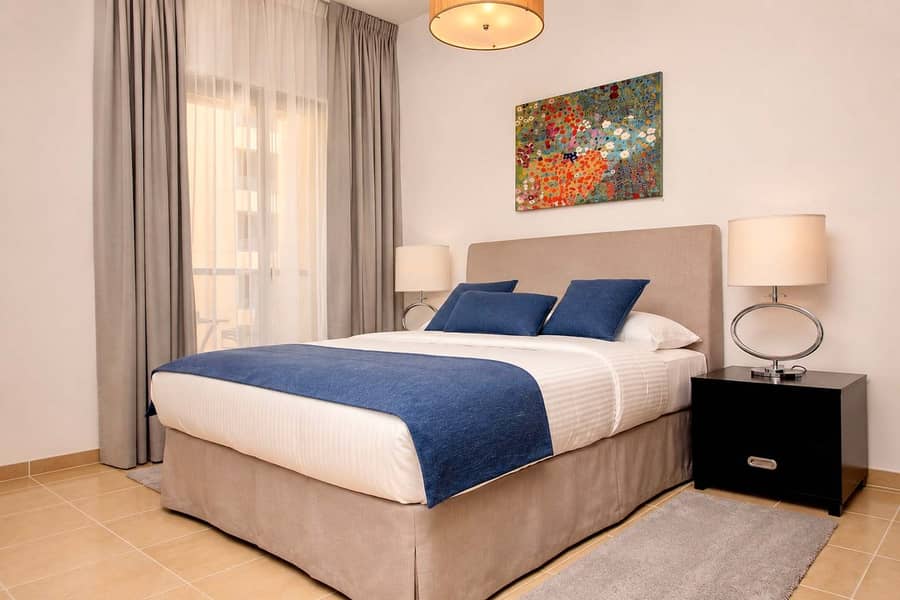 11 Dubai Marina 2BR Apartment with Beach Access