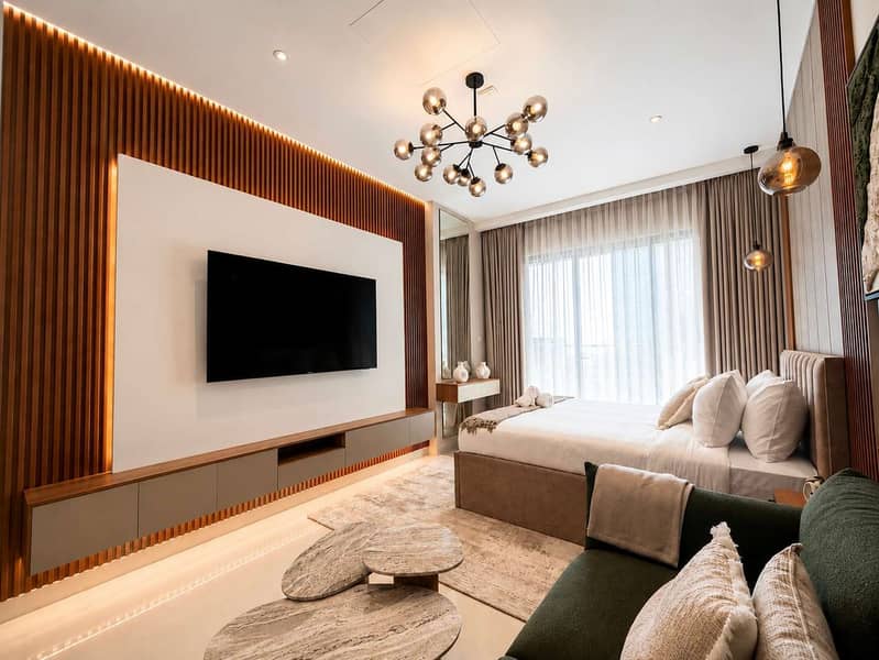 3 Renovated High Floor Studio at Seven Palm