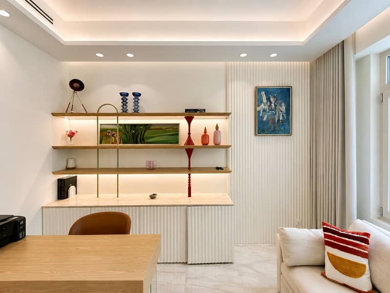 23 Beautifully Upgraded 2 Bedroom Directly on the Park