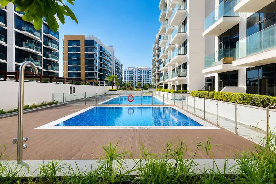 18 New Studio in Azizi Meydan