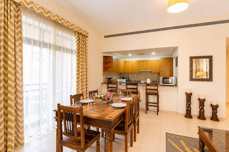 8 Greens Oasis: Stylish 2BR Apartment in Dubai