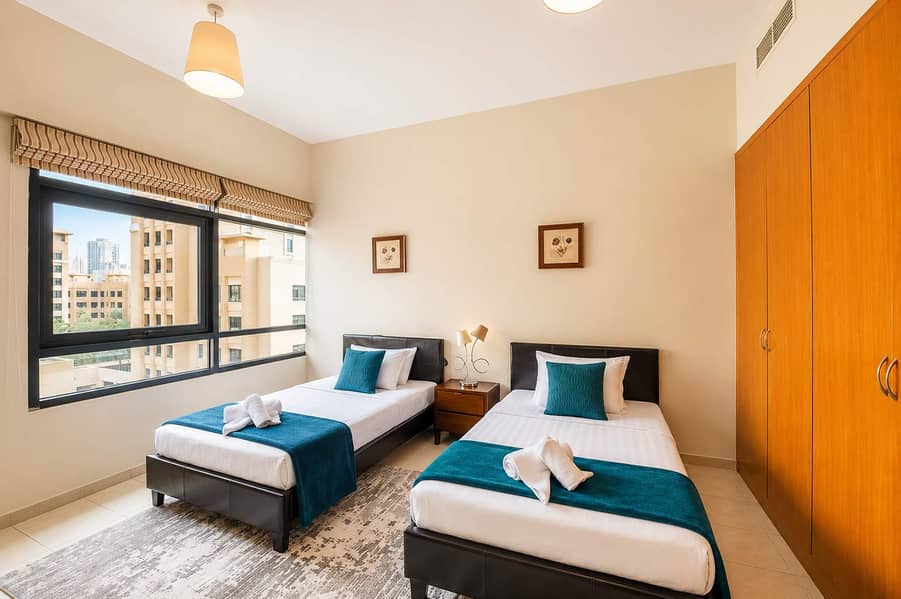 15 Greens Oasis: Stylish 2BR Apartment in Dubai