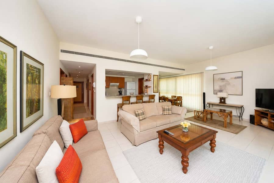 3 Arta Greens Apartment: Family-Friendly Dubai Stay