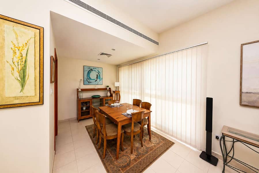 8 Arta Greens Apartment: Family-Friendly Dubai Stay