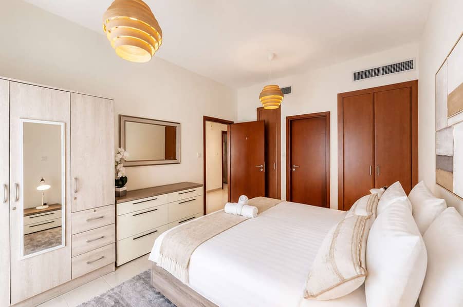 10 The Greens: Modern 1-Bedroom Apartment