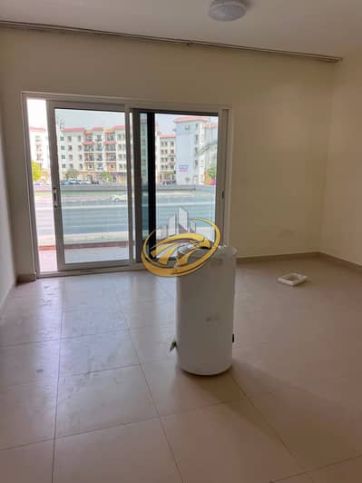 3 Camere Villa in affitto a International City, Dubai - 4b80d70c-3f6f-4f70-a8aa-5beac7358819. jpg 3 Camere Villa in affitto a International City, Dubai - 4b80d70c-3f6f-4f70-a8aa-5beac7358819. jpg