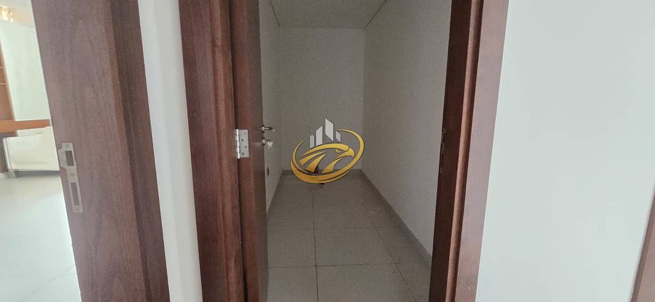 12 WhatsApp Image 2026-09-18 at 22.47. 13. jpeg