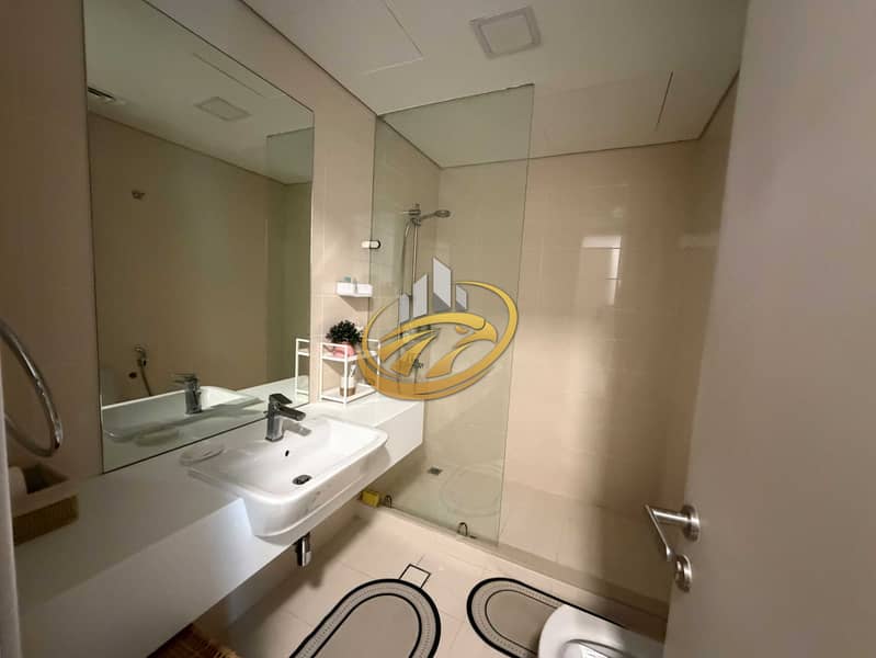 15 3cf280ee-7c90-4f70-a84b-baf86a8e6ad9. JPG