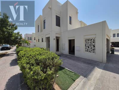 4 Schlafzimmer Villa zum Miete in Reem, Dubai - 20261009_115604. jpg 4 Schlafzimmer Villa zum Miete in Reem, Dubai - 20261009_115604. jpg