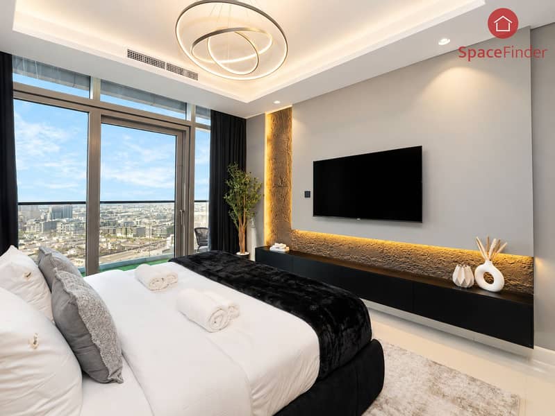 5 Luxury Bedroom with Blank TV Wall. png