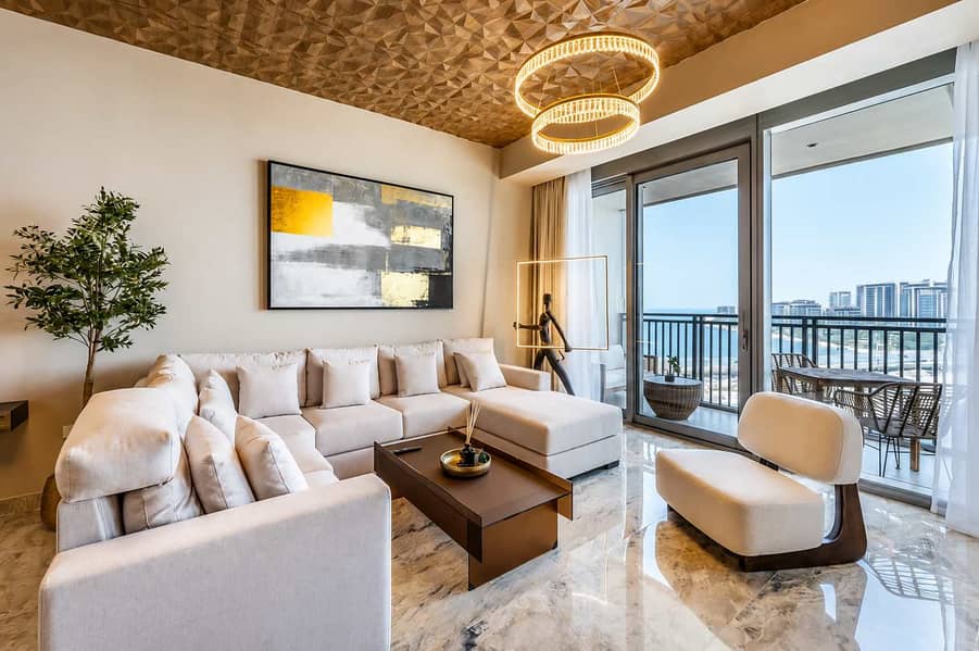 Luxury Sea View Apt, Dubai Marina w/ Pool & Gym Luxury Sea View Apt, Dubai Marina w/ Pool & Gym