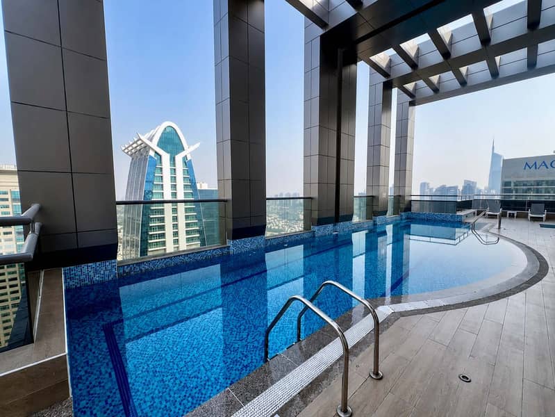 22 JLT 1-Bed Apartment: City Views, Gym & Balcony