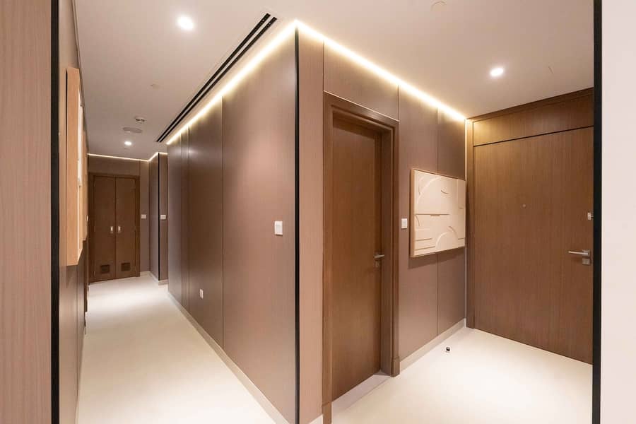 12 Dubai Luxury: 3-Bedroom Apartment with Views