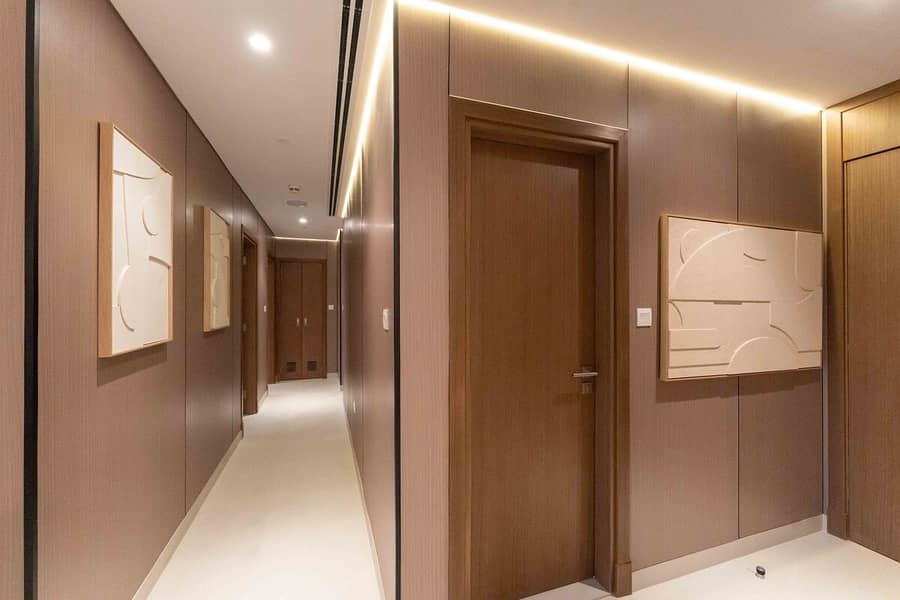 13 Dubai Luxury: 3-Bedroom Apartment with Views