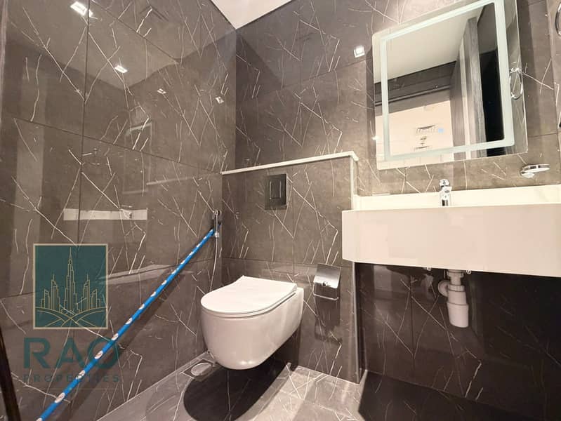11 7. jpeg