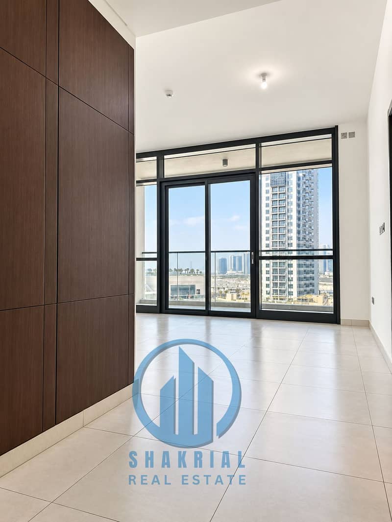 7 Minimalist Apartment with Panoramic City View. png