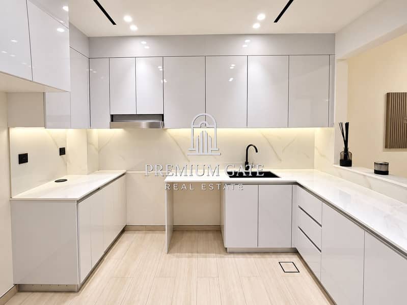 2 Pristine Modern Marble Kitchen. png
