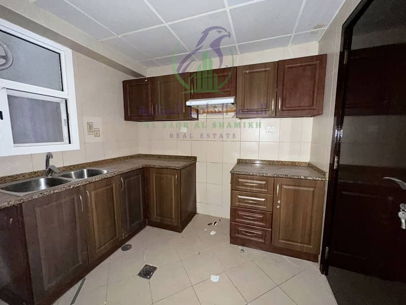 12 apartment-for-rent-2-bedroom-almmzr-property-07. jpg