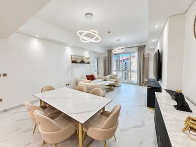 2 Cпальни Апартамент в аренду в Палм Джумейра, Дубай - Modern Gold-Accented Luxury Living Space. png 2 Cпальни Апартамент в аренду в Палм Джумейра, Дубай - Modern Gold-Accented Luxury Living Space. png