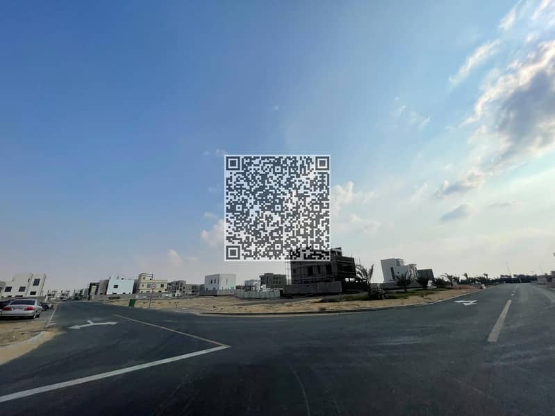 9 f3a4635d-0770-4b1b-b473-e5ea4ed1e8d5_watermarked (1). jpeg