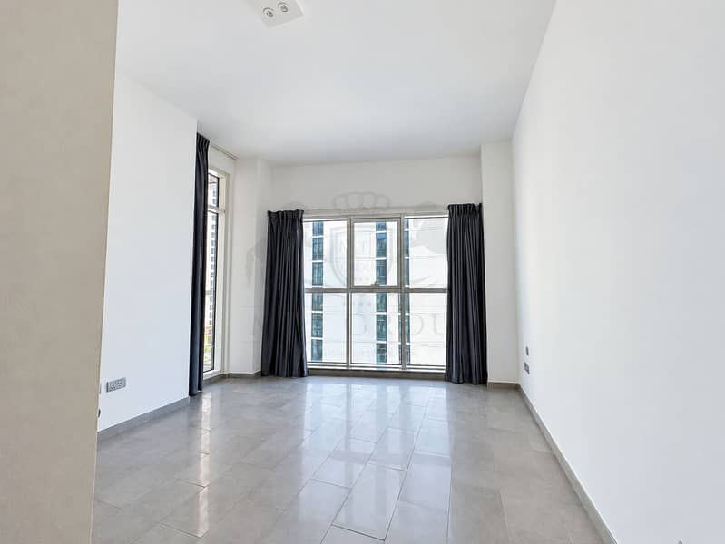 5 Minimalist Apartment Interior with City Views. png