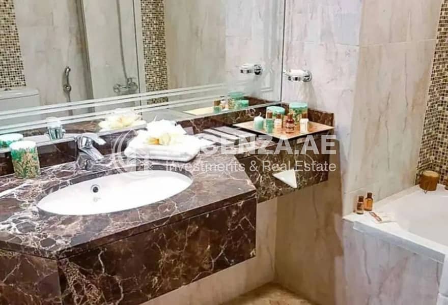 10 Bathroom. webp