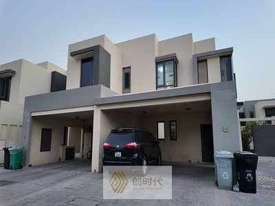 Villa de 4 chambres à à louer à Dubai Hills Estate, Dubai - f6828ce0c5e25d74b33614913d49ca7. jpg Villa de 4 chambres à à louer à Dubai Hills Estate, Dubai - f6828ce0c5e25d74b33614913d49ca7. jpg