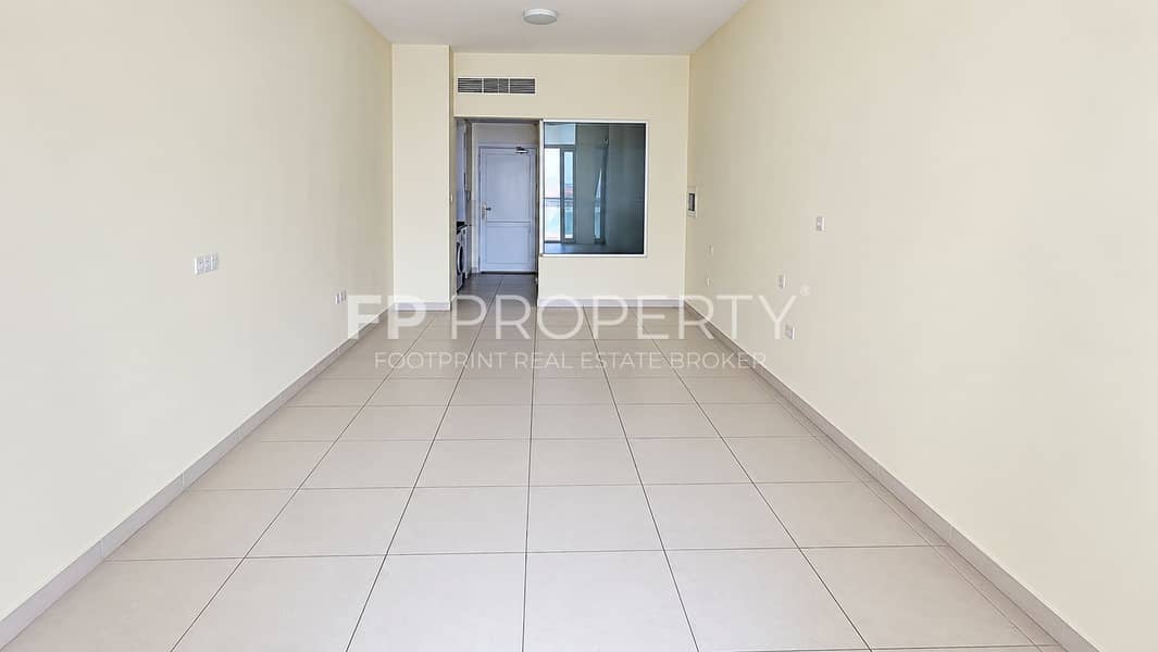 3 Empty Minimalist Apartment Entryway. png