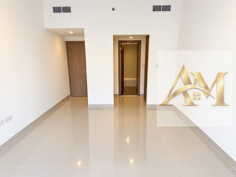 4 c587cea9-3e51-4cef-8d7f-bf4f4278b85c. jpg