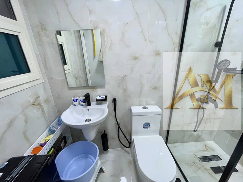 18 cdb17912-adf5-4ec6-bc9b-efb7c47b8208. jpg