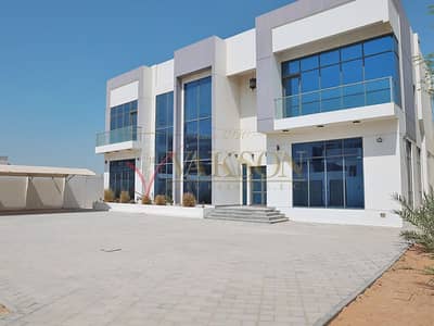 Villa de 5 chambres à à louer à Nad Al Sheba, Dubai - 01. JPG