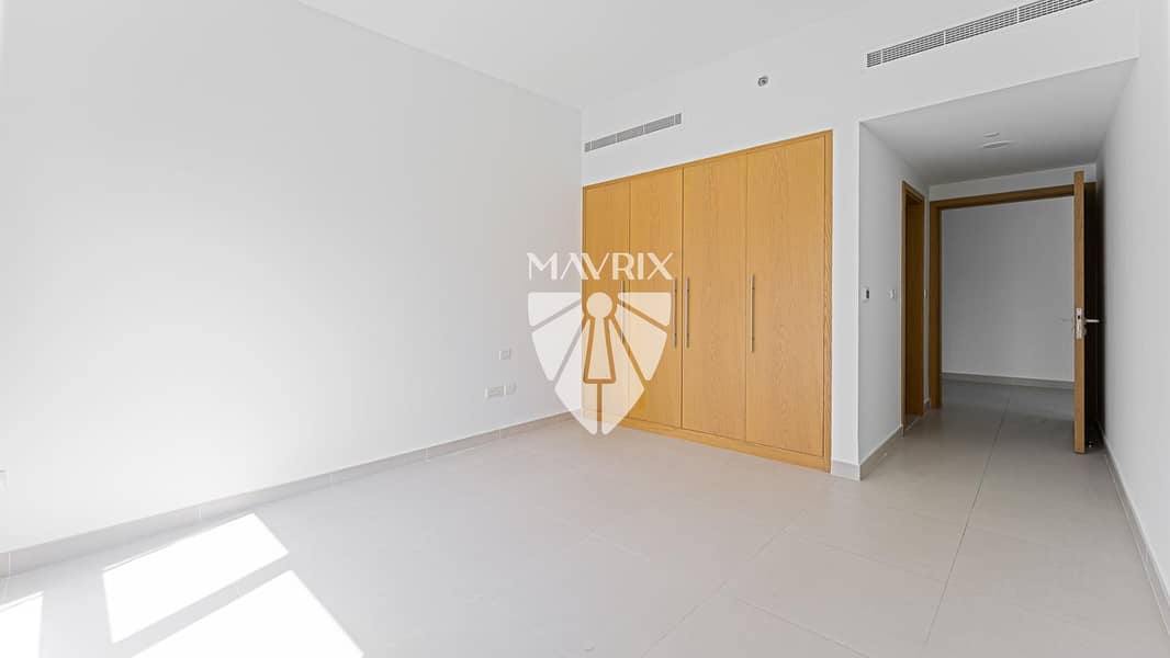 9 Image 9